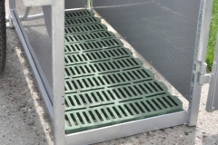 CalfBuggy Kunststoffrost auf dem Boden